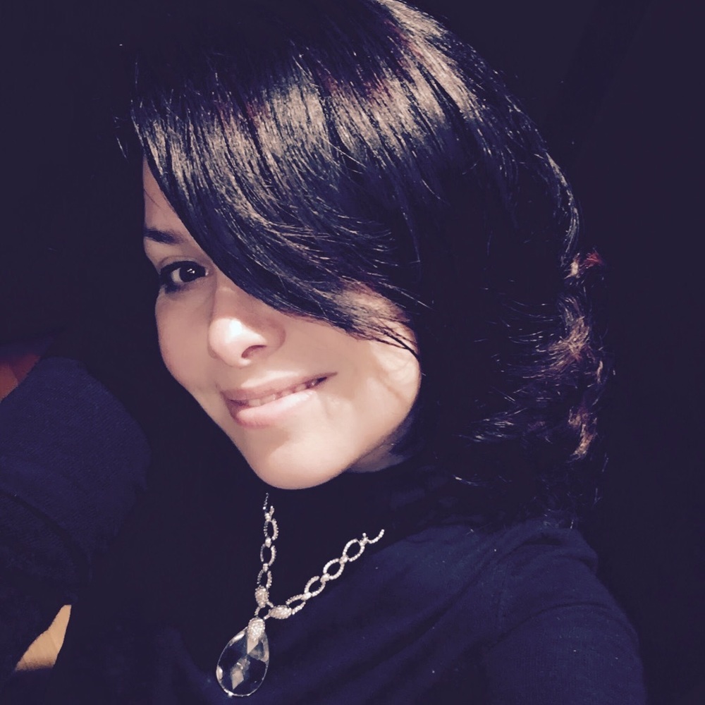 Meet your Posher, Zoya